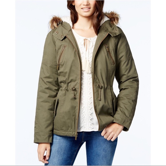 American Rag Jackets & Blazers - American Rag Hooded Green Parka Faux Fur Trim Sz S